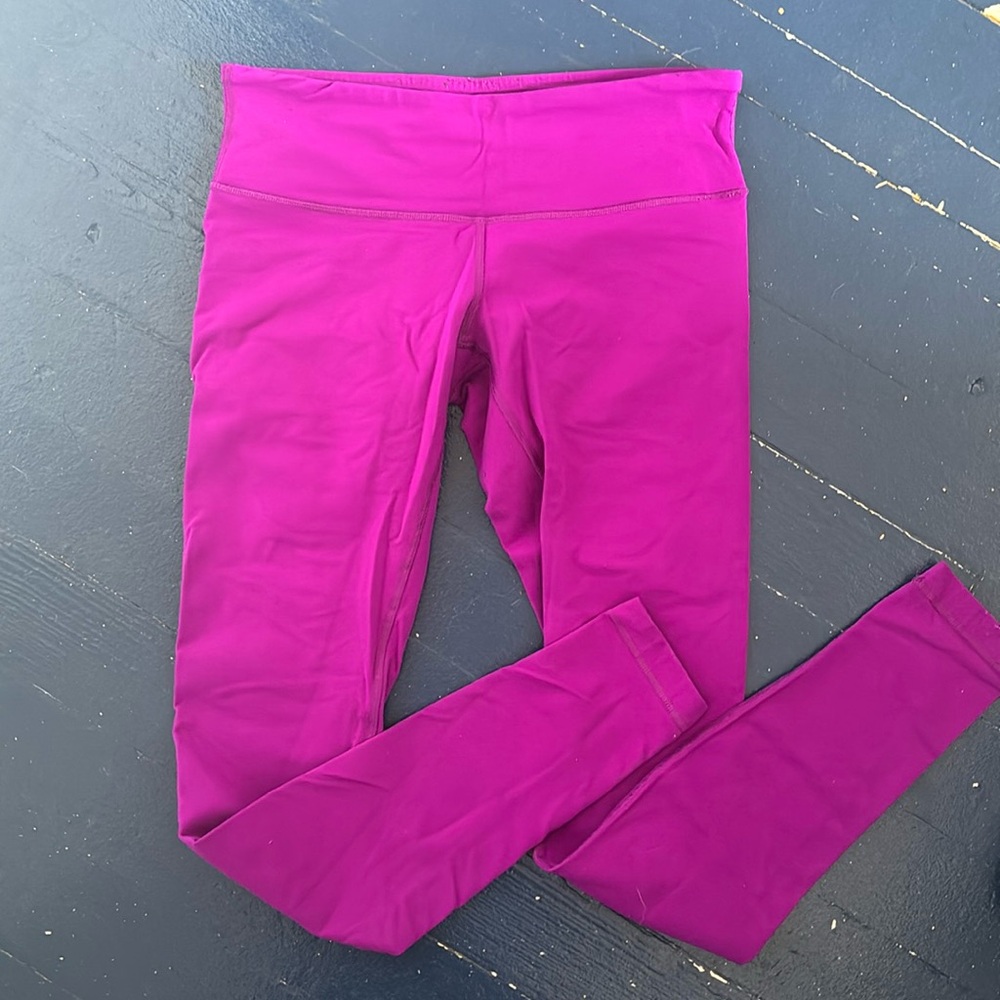 Lululemon Athletics Wunder Under tight 8 violet